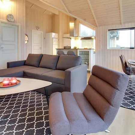 Gertrude - 1-1km To The Fjord By Interhome